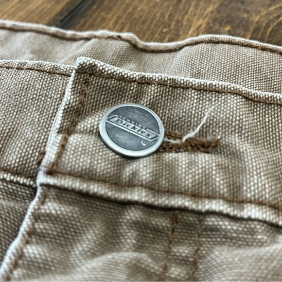 Vintage Y2K Skater Dickies Cargo Shorts Brown Cotton Mens Size 38 Actual 36x12 - Picture 4 of 7